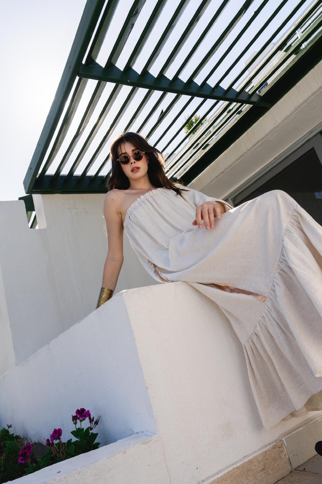 Themis Elbise